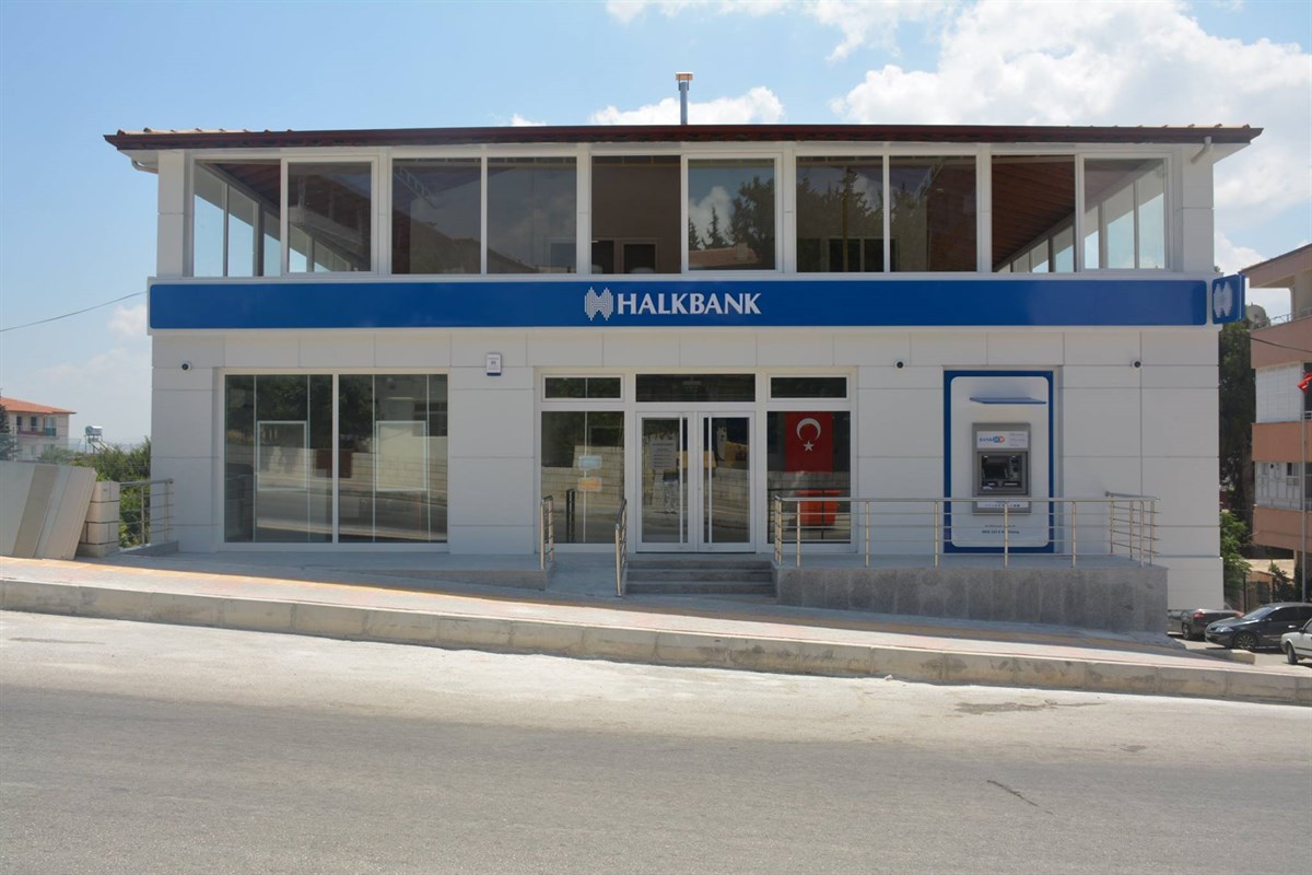 altinozu halk bank subesi hizmet vermeye basladi